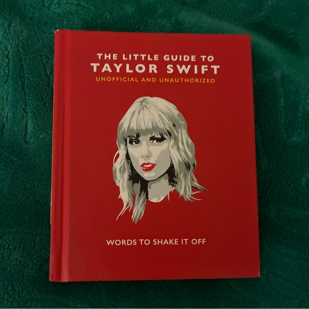 Book of Taylor Swift quotes and affirmations for your swifty